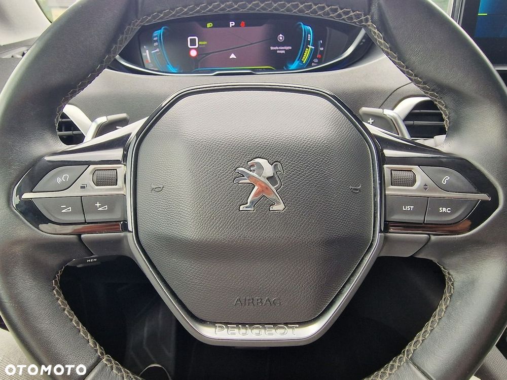 Peugeot 3008 1.6 PureTech Hybrid PHEV Allure S&S EAT8 - 32