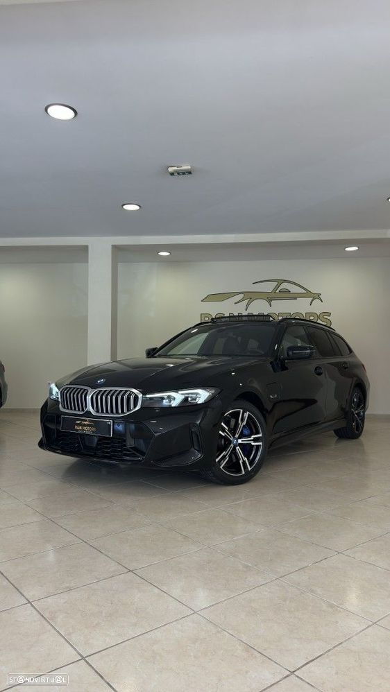 BMW 330 2022 photo 2