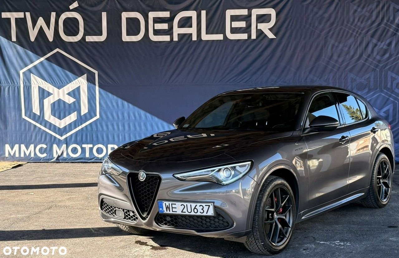 Alfa Romeo Stelvio - 1