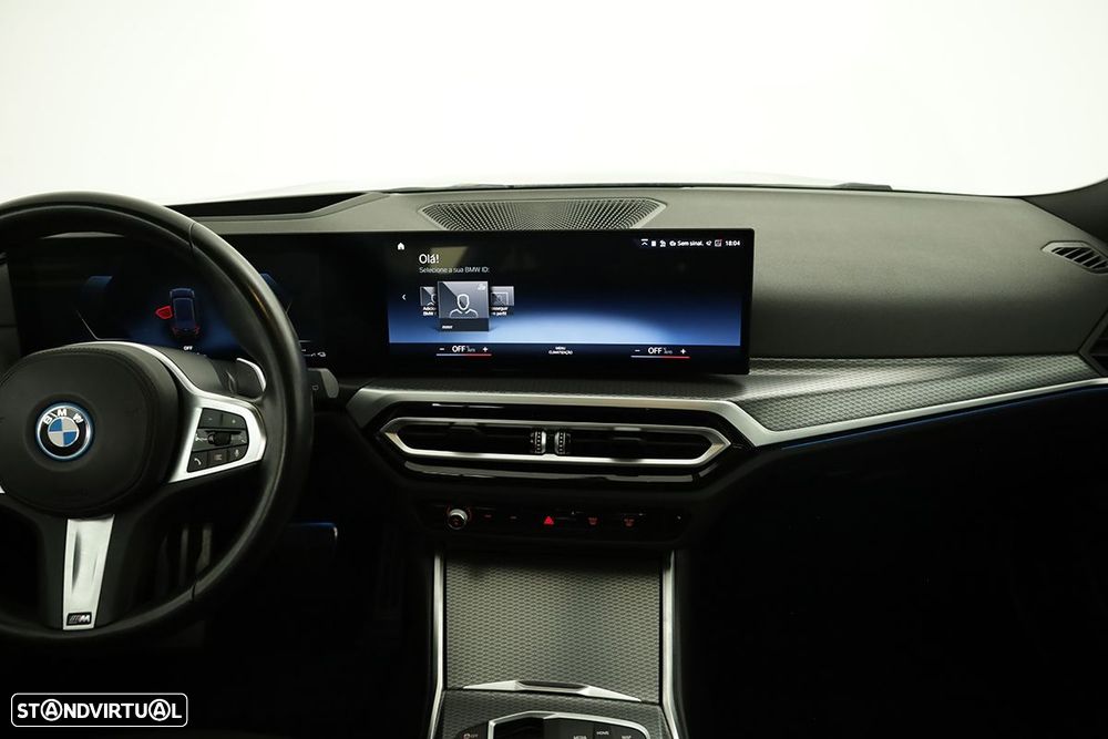 BMW 320 e Pack Desportivo M Auto - 9
