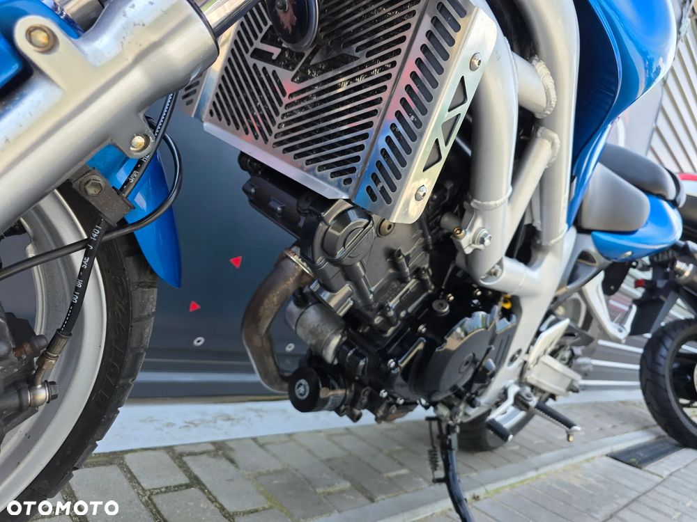 Suzuki SV - 15