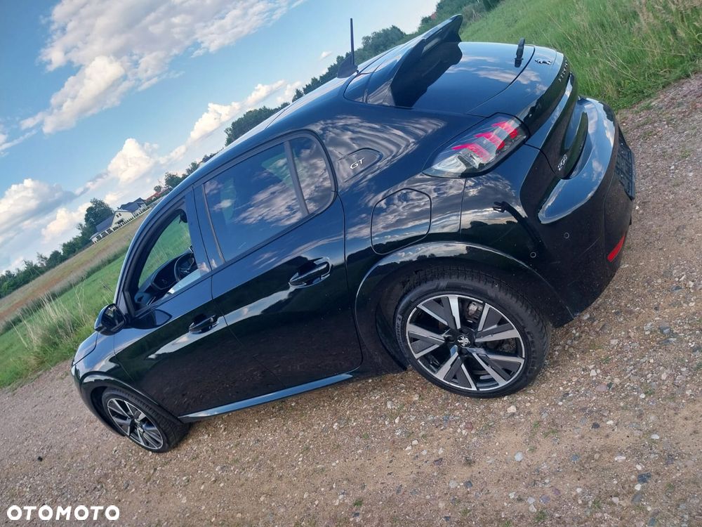 Peugeot 208 - 20