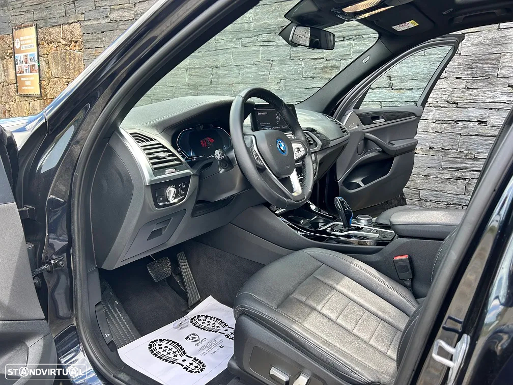 BMW iX3 M Sport Inspiring - 10