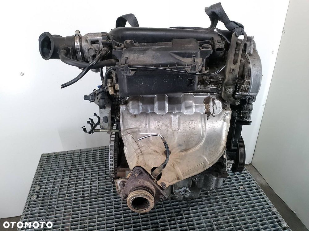 SILNIK RENAULT SCENIC II K4M 1.6 16V - 8