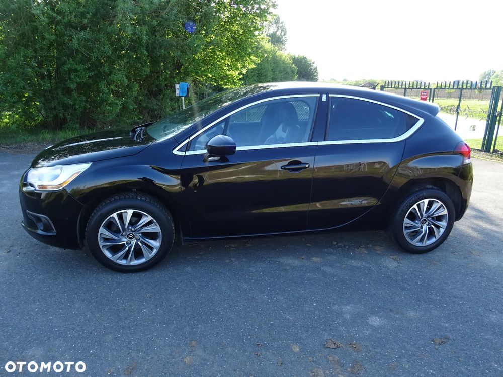 Citroën DS4 1.6 e-HDi SoChic MCP - 5