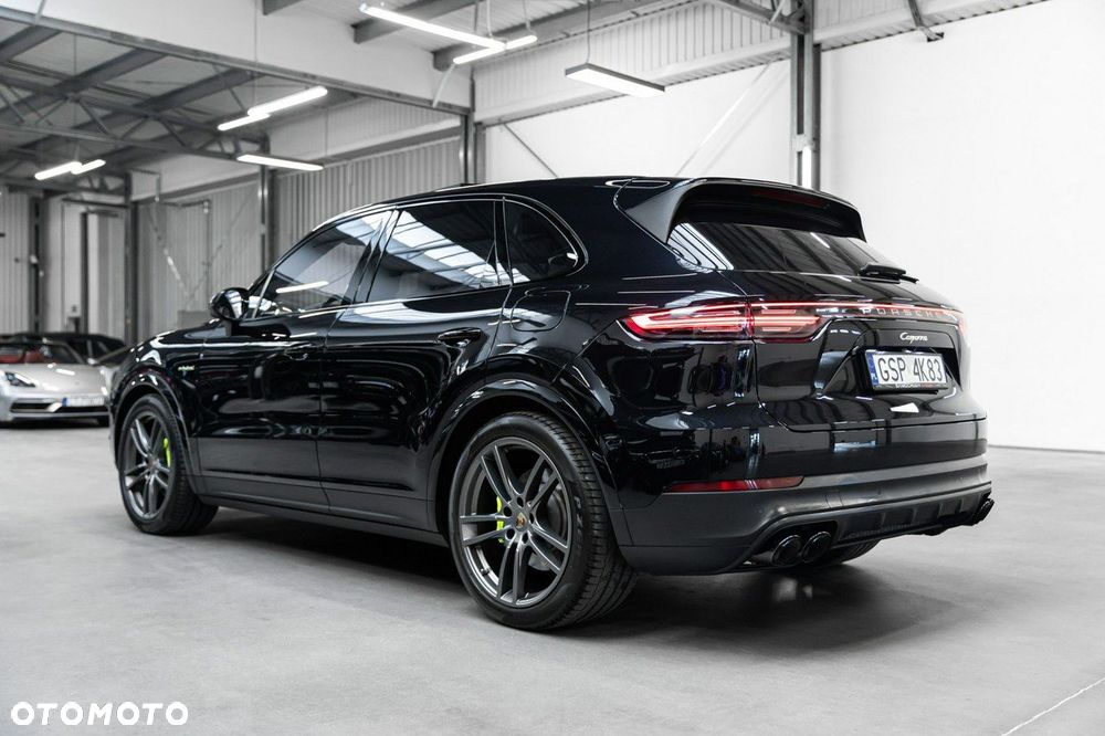 Porsche Cayenne - 9