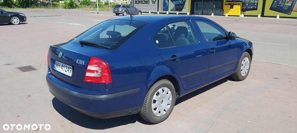 Skoda Octavia 1.6 Tour - 3