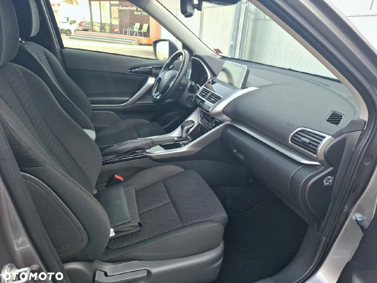 Mitsubishi Eclipse Cross - 20
