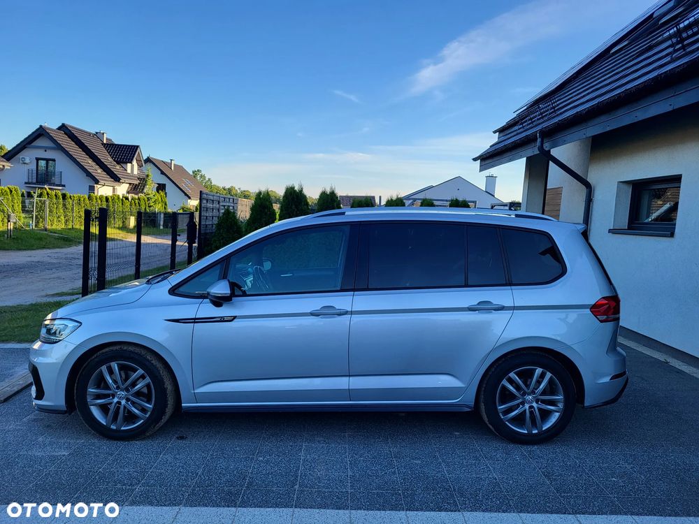 Volkswagen Touran - 17