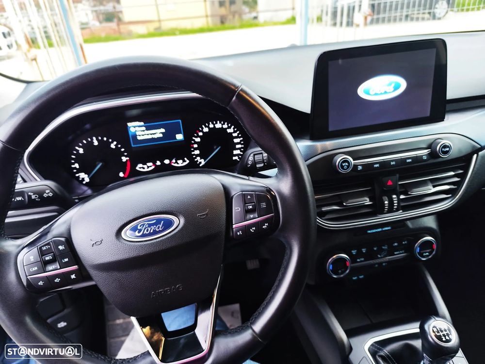 Ford Focus SW 1.5 TDCi EcoBlue Active X - 8