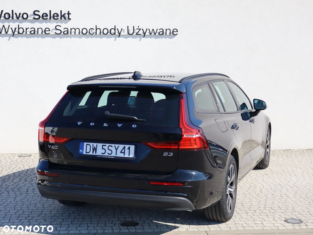 Volvo V60 2022 photo 5