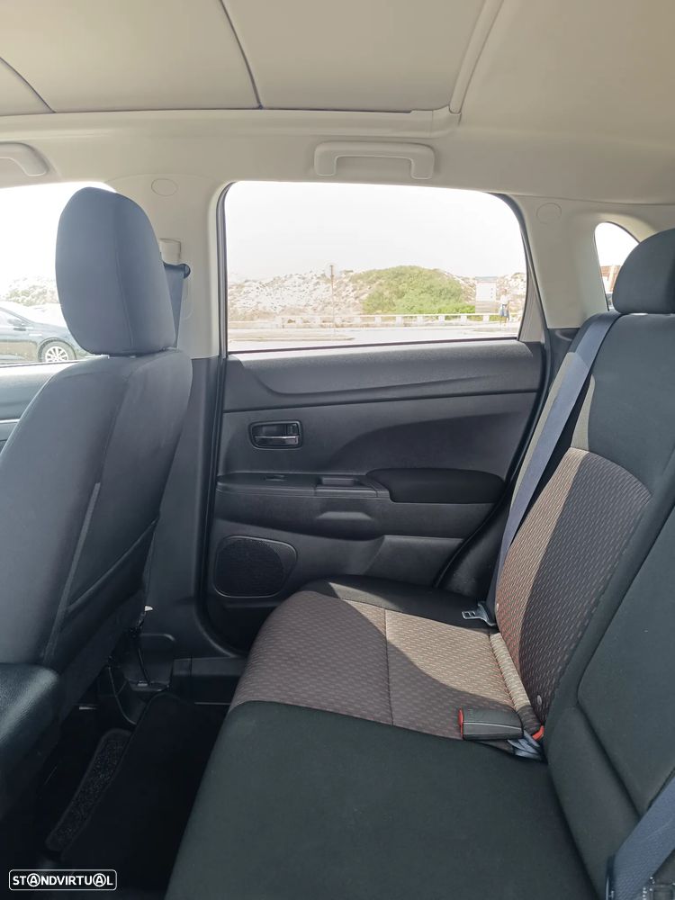 Mitsubishi ASX 1.6 MIVEC Intense MGN - 18