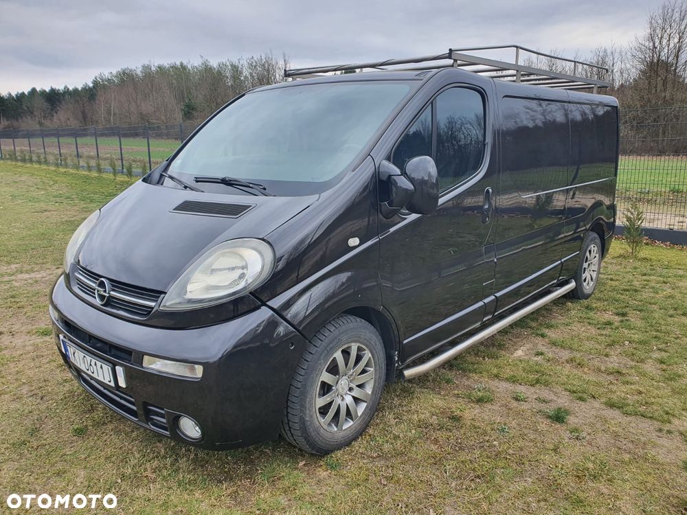 Opel Vivaro - 1