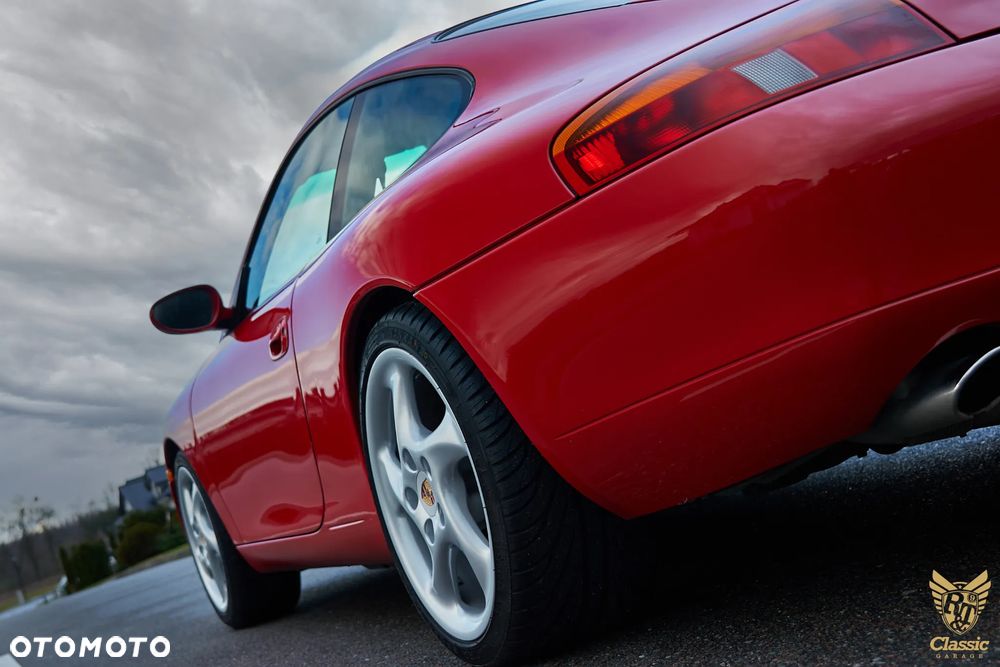 Porsche 911 - 16