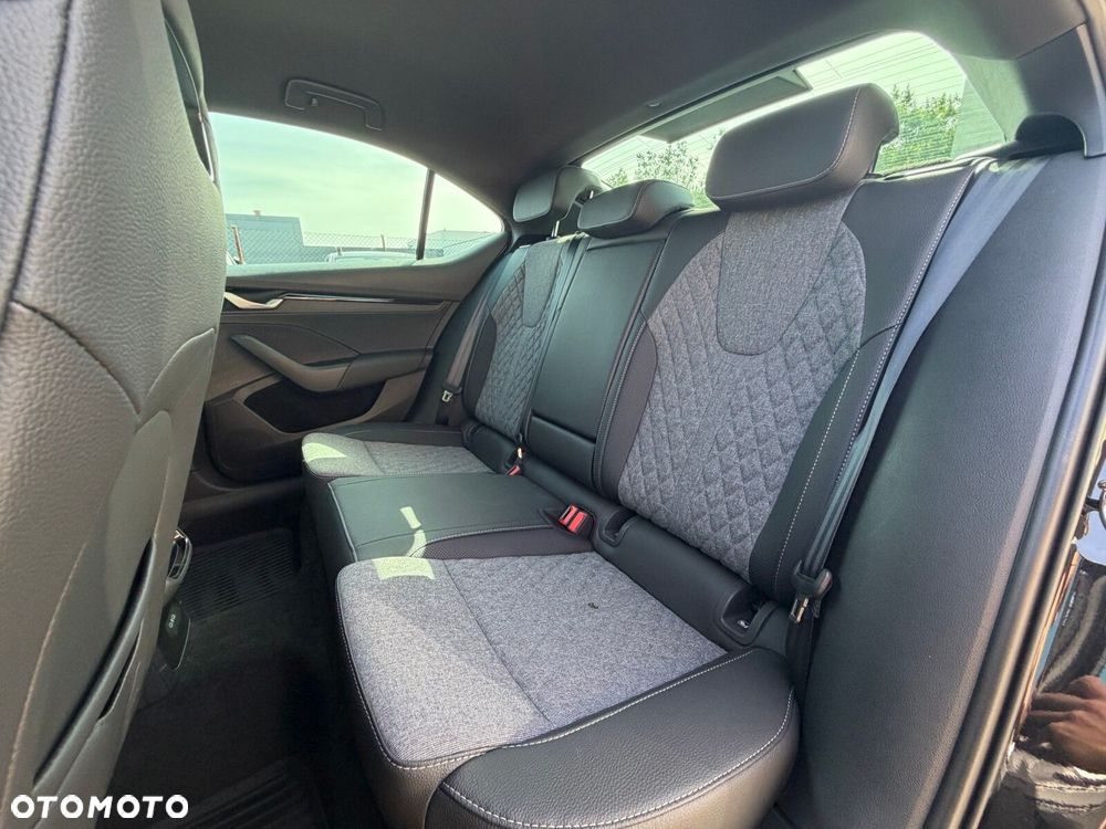 Skoda Octavia 1.5 TSI mHEV Sportline DSG - 18
