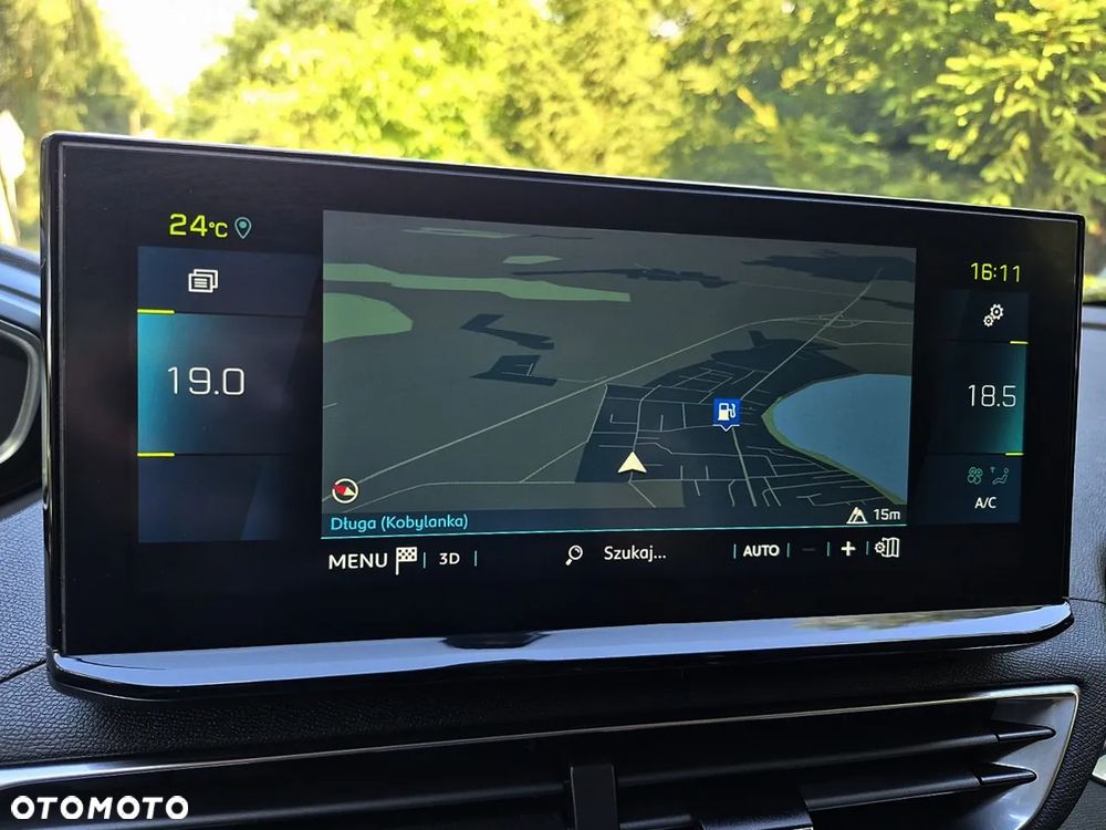 Peugeot 3008 1.6 PureTech Hybrid PHEV Allure S&S EAT8 - 24