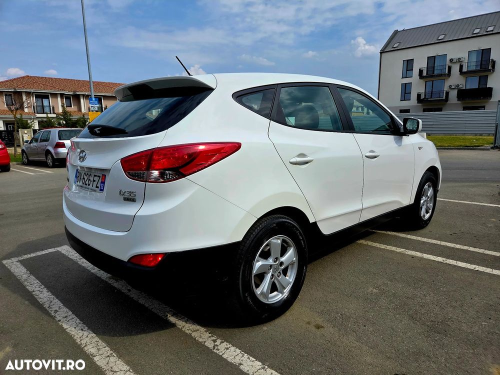 Hyundai ix35 1.7 CRDI 2WD Trend - 4