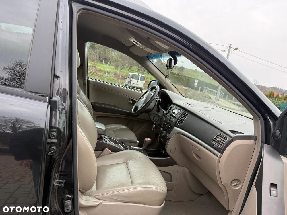 SsangYong/KGM Korando 2.0 E-XDi DPF 2WD Automatik Quartz - 11