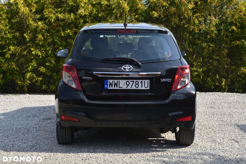 Toyota Yaris 1.0 Premium - 16