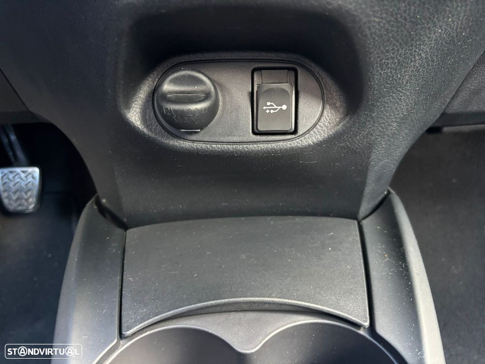Toyota Yaris 1.0 VVT-i Comfort +PS Style+P.Techno - 36