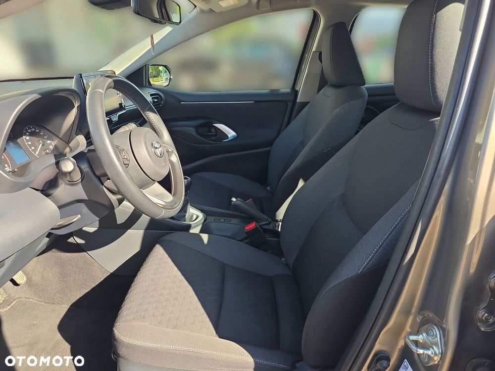 Toyota Yaris 1.5 Comfort - 16