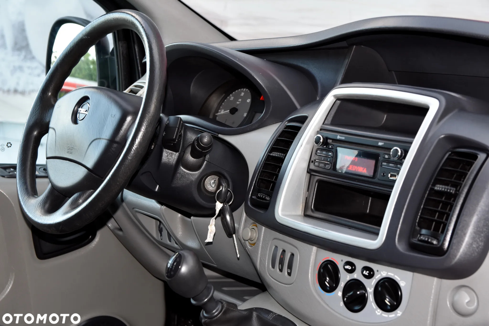 Opel Vivaro 2.0 CDTI L1H1 - 19