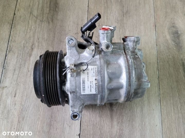 Sprężarka kompresor klimatyzacji Mercedes W205 W213 W447 GLC X253 2,2 CDI A0008303801 - 1