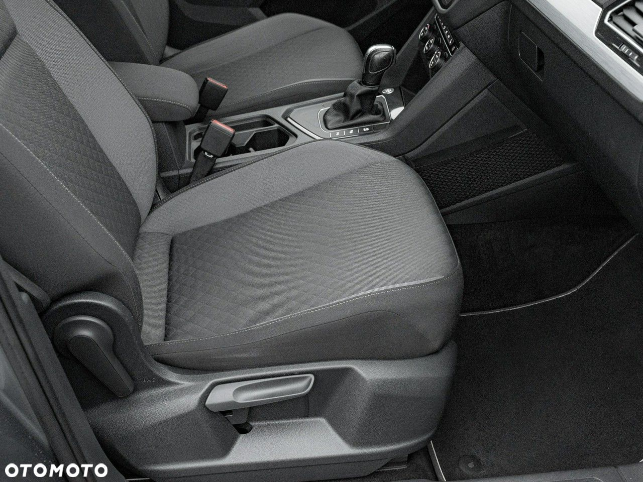 Volkswagen Tiguan 1.5 TSI EVO Comfortline DSG - 35