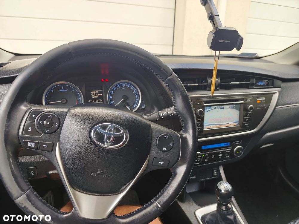 Toyota Auris 2.0 D-4D Premium - 15
