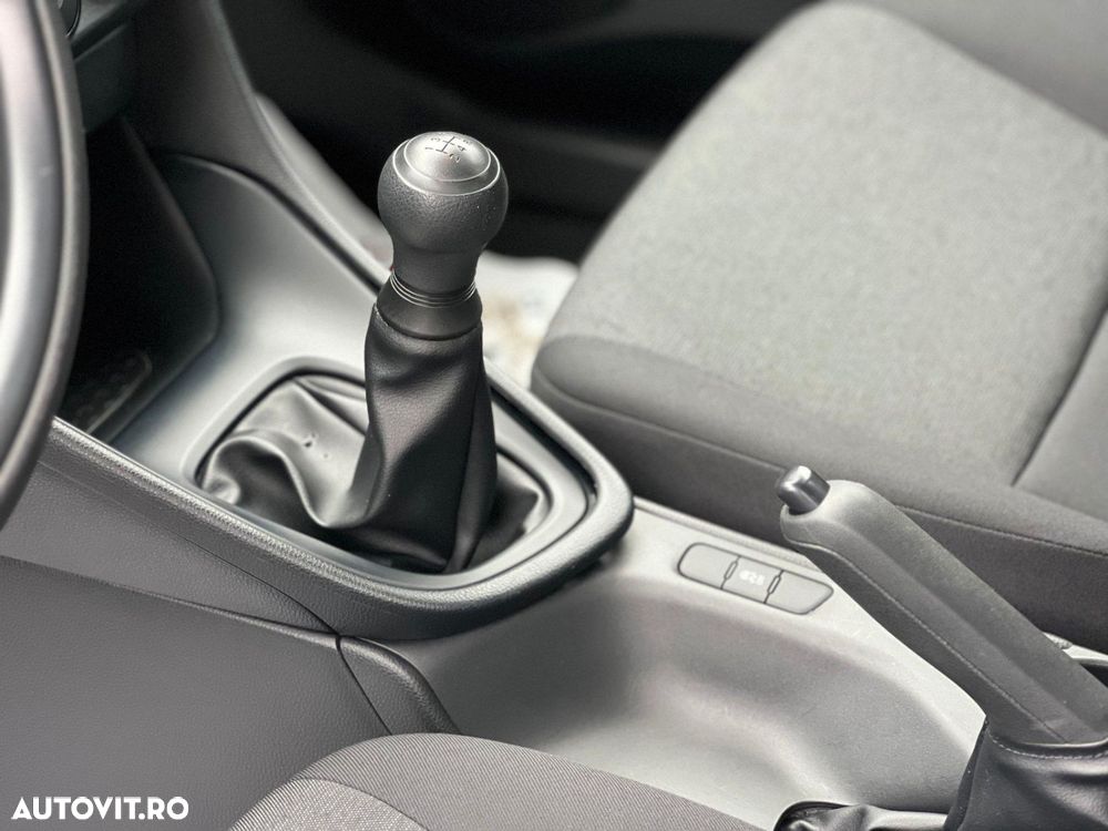 Toyota Yaris 1.0 L Eco - 10