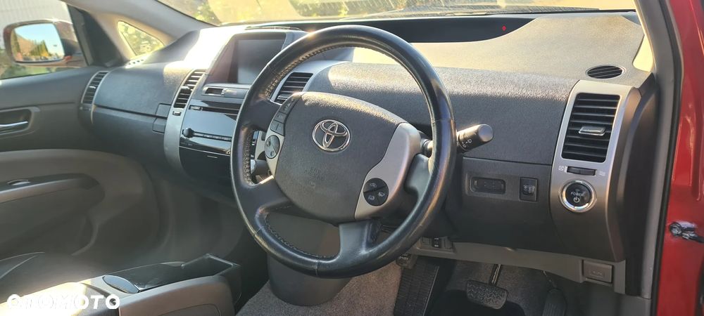 Toyota Prius 1.5 VVT-i Prestige - 9