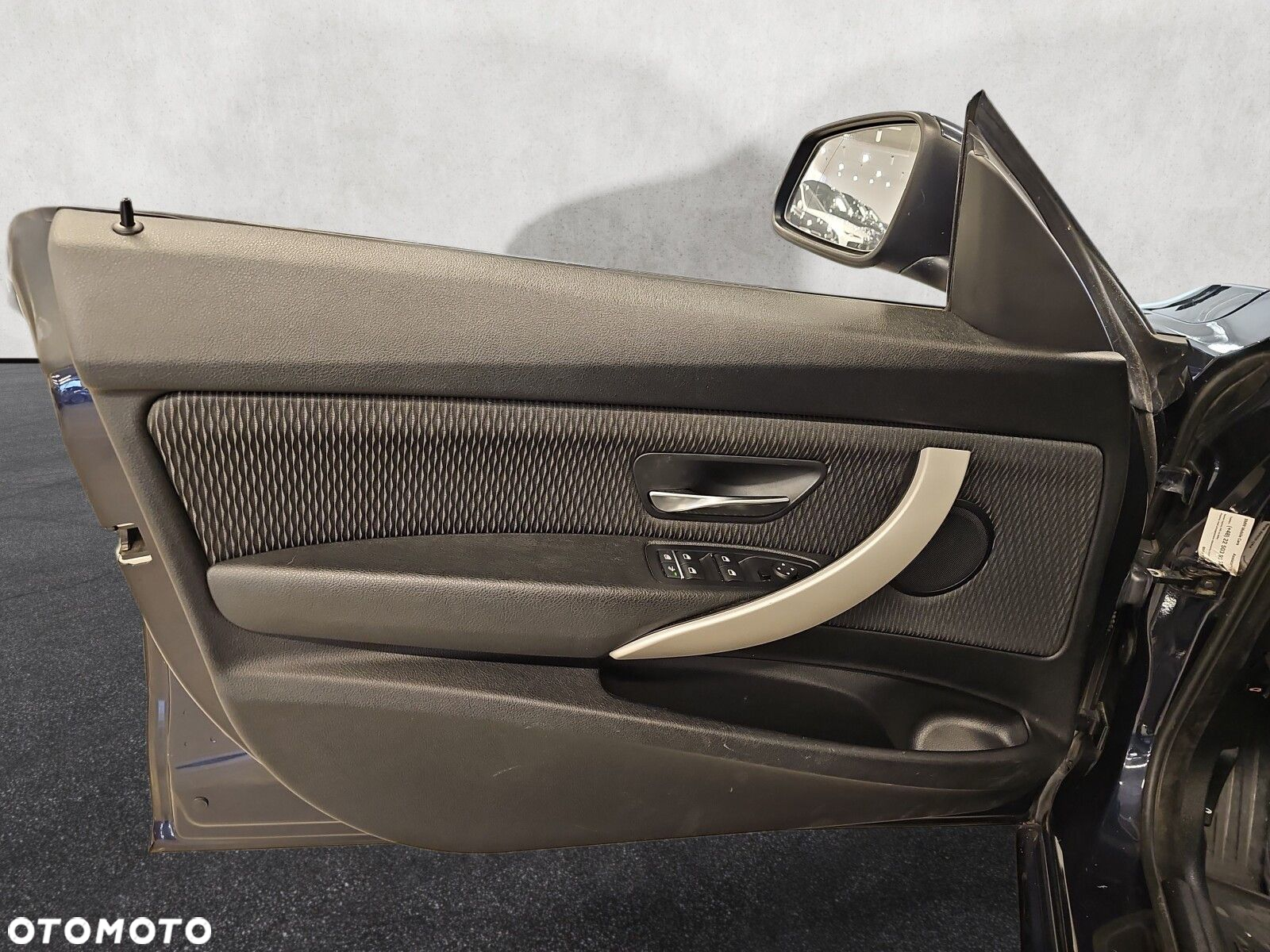 BMW Seria 3 - 16