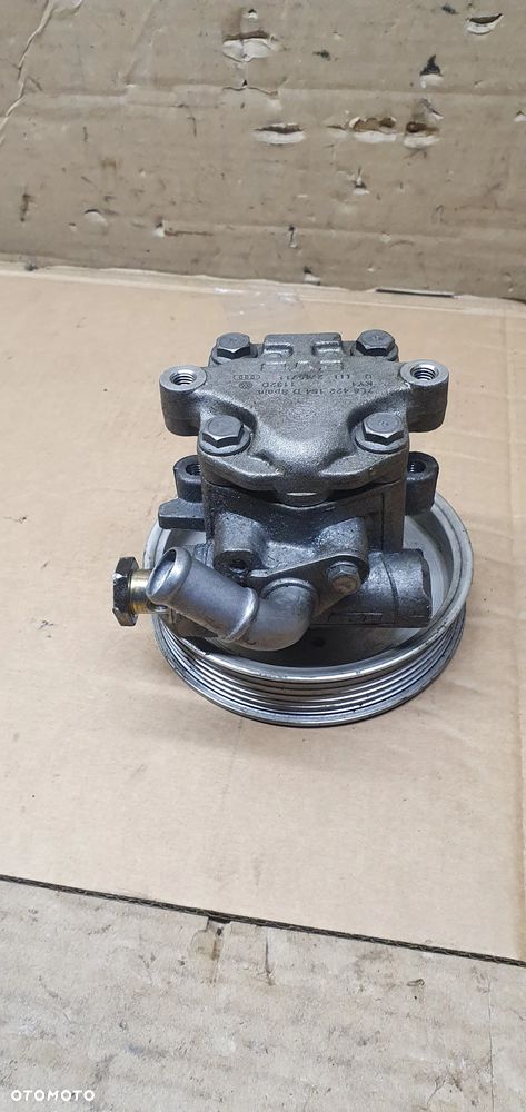 Pompa wspomagania kierownicy VW Touareg 3.0 TDI 7L8422154D - 6