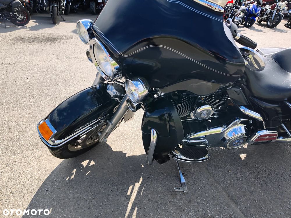 Harley-Davidson Touring Electra Glide - 9