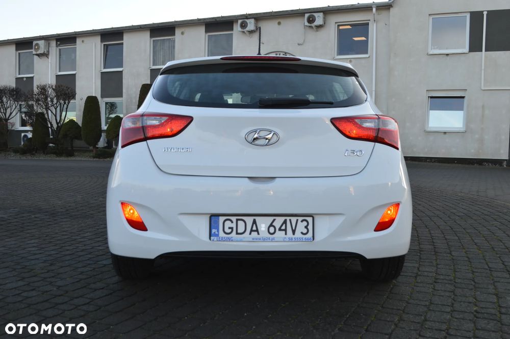 Hyundai i30 1.6 CRDi BlueDrive Classic + - 7