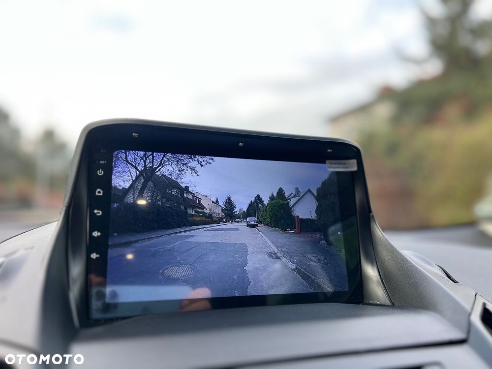 Ford Kuga 2.0 TDCi 4x4 Titanium - 36