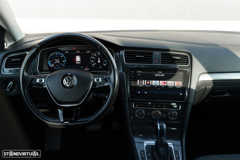 VW e-Golf AC/DC - 8