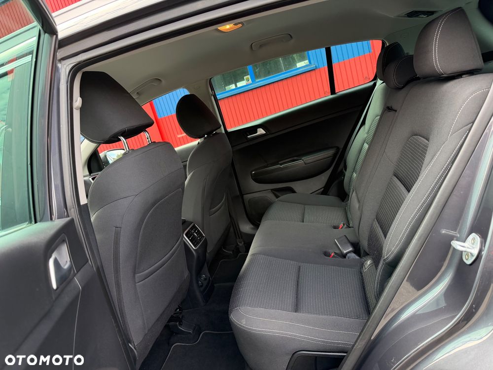 Kia Sportage 1.6 GDI 2WD DREAM-TEAM EDITION - 8