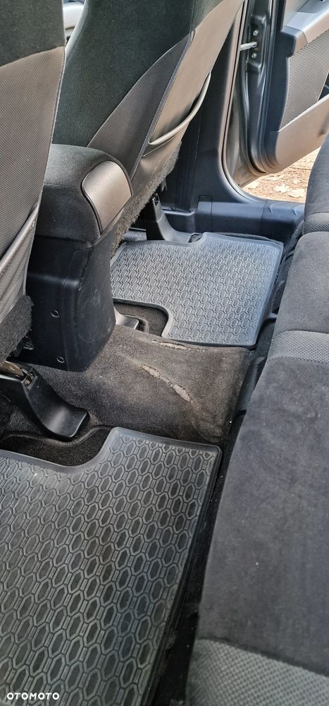 Mitsubishi Outlander 2.0 DID Intense + - 16