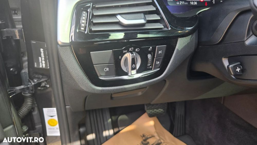 BMW Seria 5 520d AT MHEV - 10