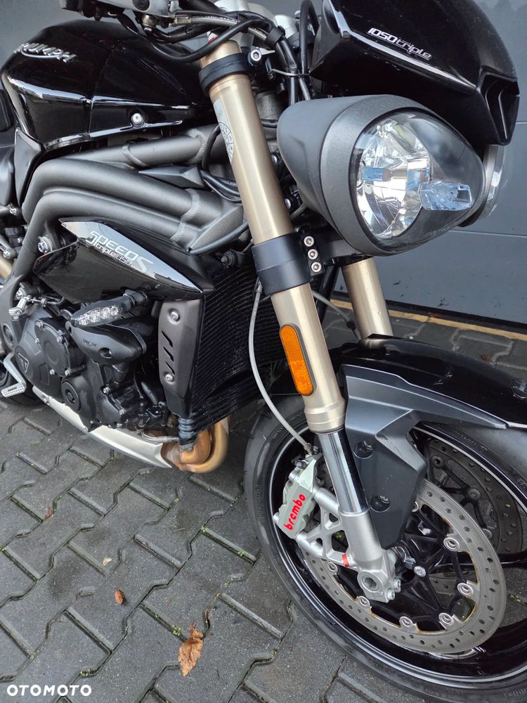 Triumph Speed Triple - 12