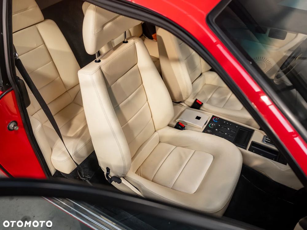 Ferrari Mondial - 27