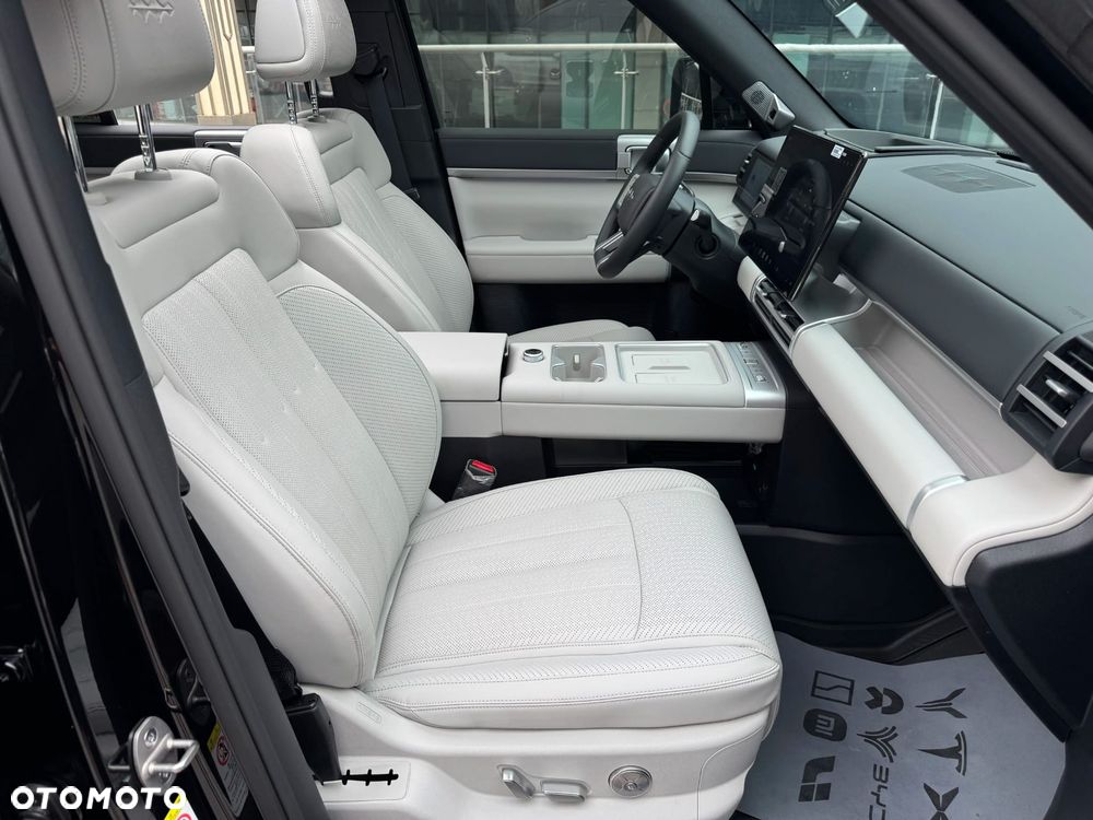 BYD Leopard 7 - 9