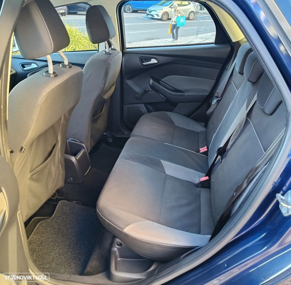 Ford Focus SW 1.6 TDCi DPF S&S Trend - 18