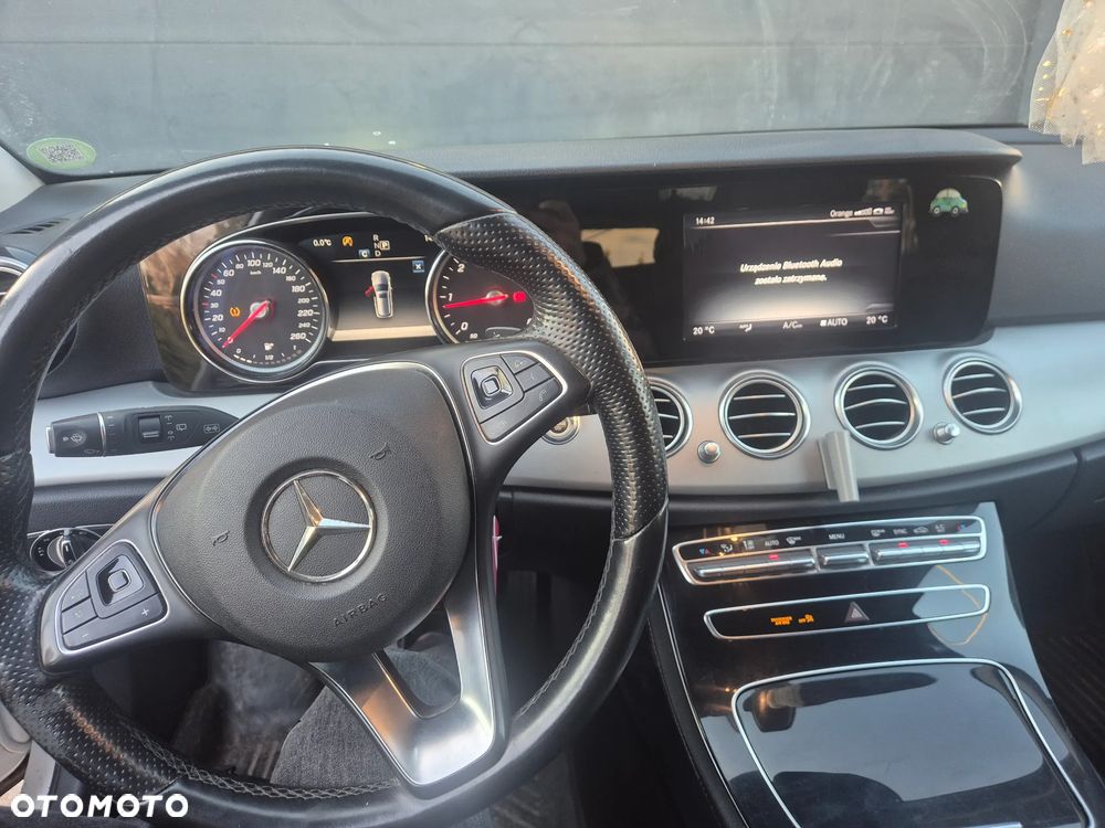 Mercedes-Benz Klasa E - 5