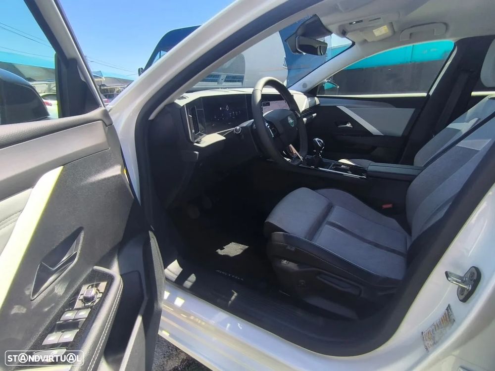 Opel Astra - 2
