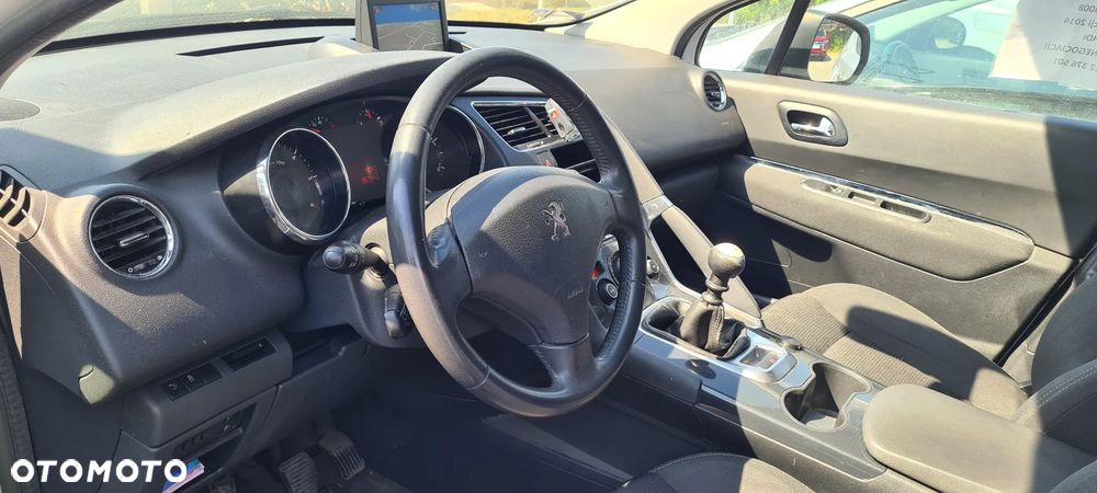 Peugeot 3008 HDi 115 Access - 9