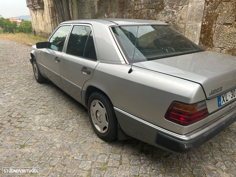 Mercedes-Benz C 200 - 9
