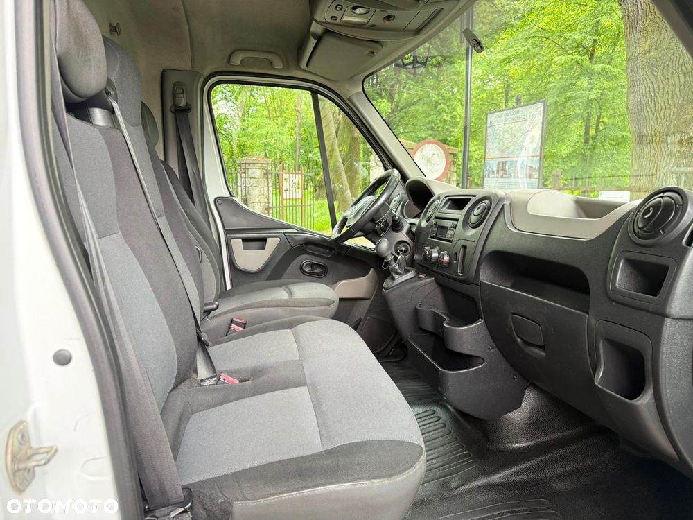 Renault Master - 10