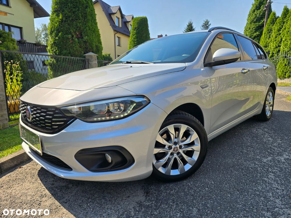 Fiat Tipo 1.4 T-Jet Lounge - 1